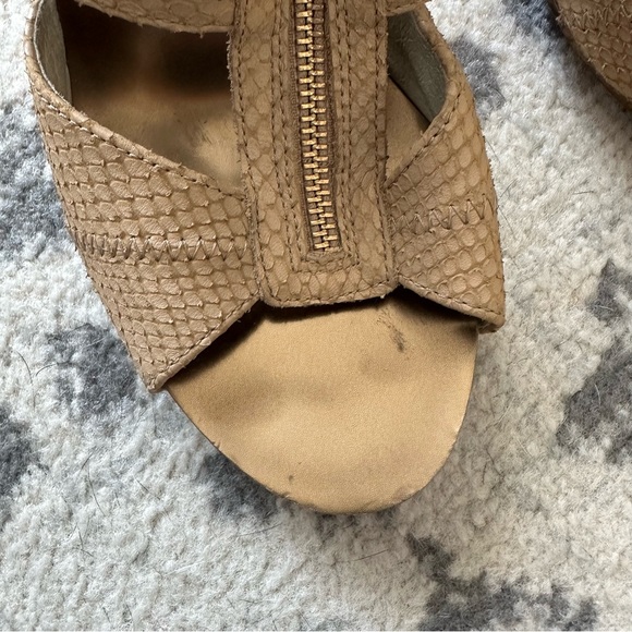 Michael Kors Zipper Top 4” Heels Textured Faux Snakeskin Stilettos Size 9 - Picture 8 of 13